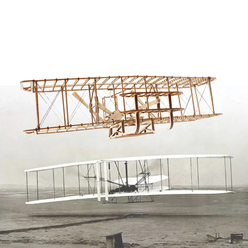 Comparaison maquette Wright Flyer puzzle 3D en bois avec photo historique originale du premier vol 1903 Kitty Hawk